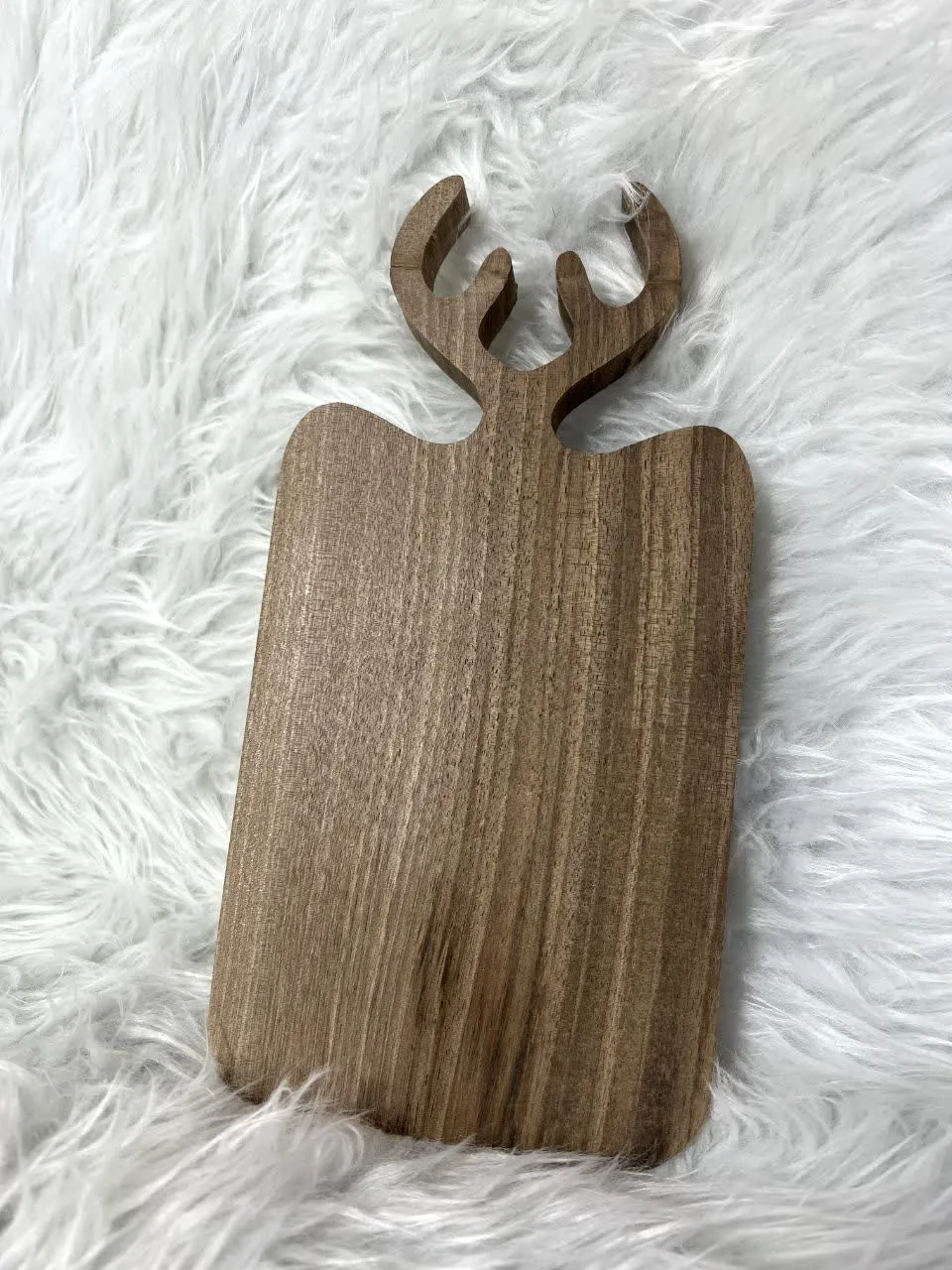 تخته سرو شاخ گوزنی چوب گردو4 تخته سرو شاخ گوزنی چوب گردو4