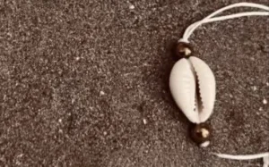 دستبند صدفی تکی بیضی